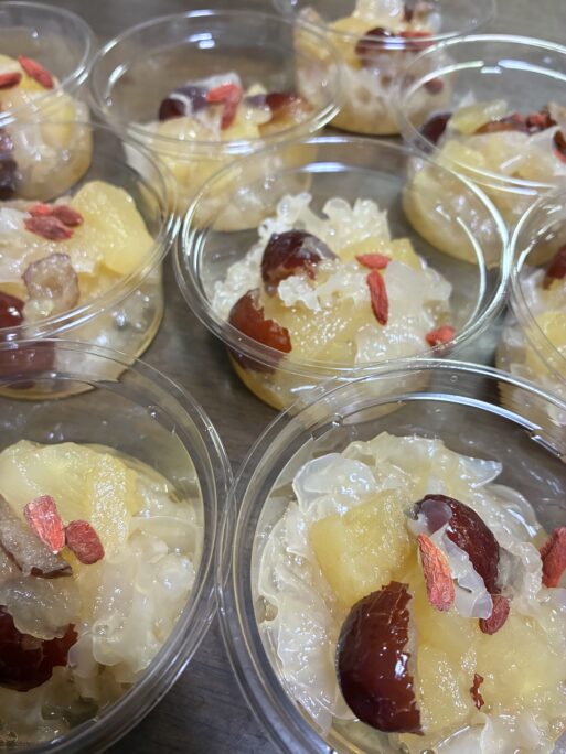 薬膳スイーツ。白きくらげのシロップ煮。